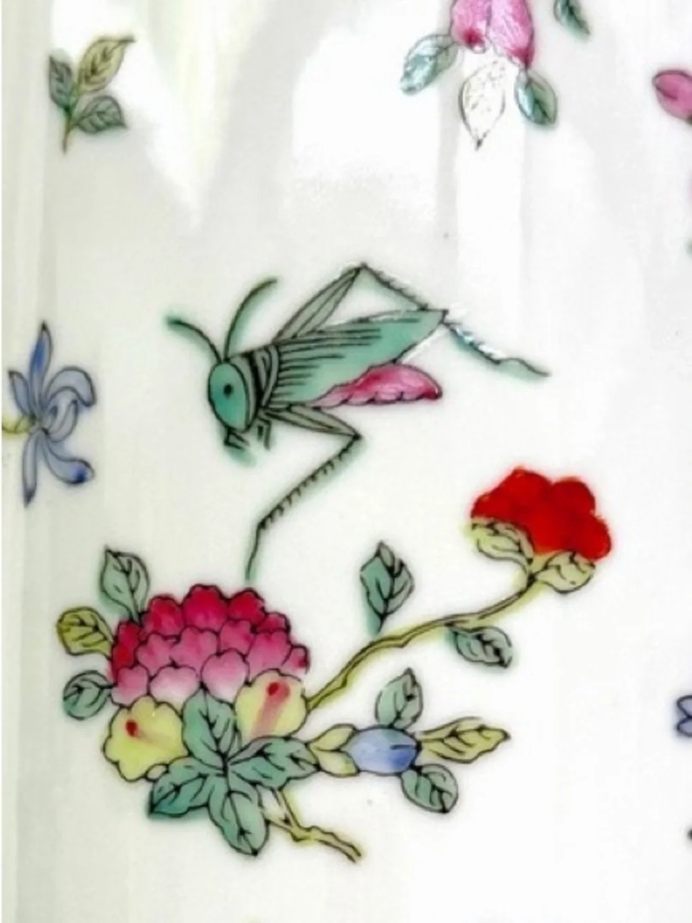 Chinese Famille Rose Hand Painted Porcelain Cylinder Vase 10.75” Gold Rim